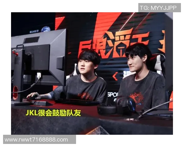 Jackeylove双杀助力战队逆转局势展现超强个人实力与团队默契